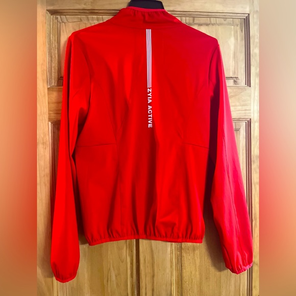 Zyia Athletic Medium Zip Jacket - Picture 3 of 5